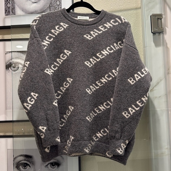 Sweaters - Balenciaga Sweater